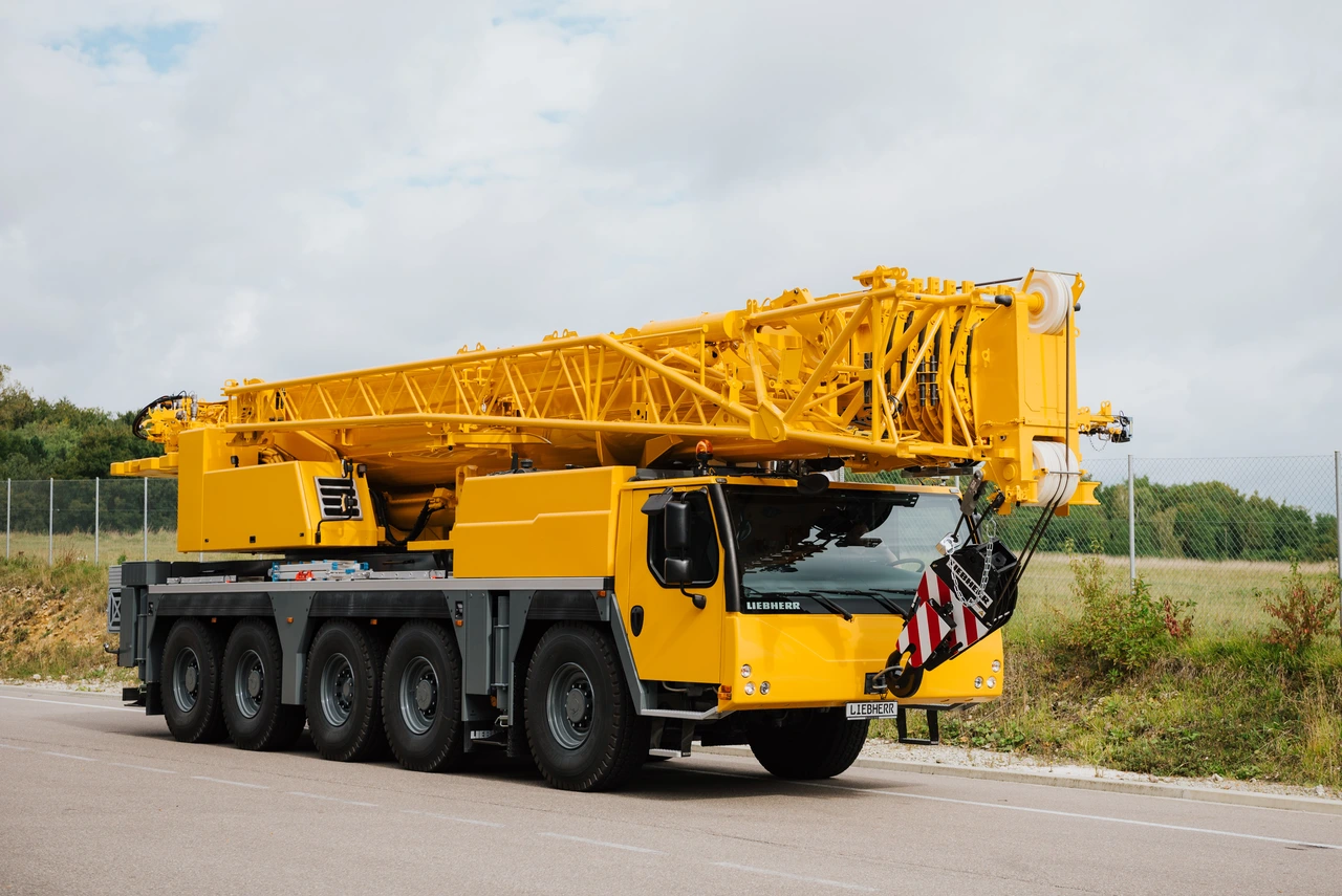LTM 1160NX (LTM 1150-5.3) モバイルクレーン - Liebherr